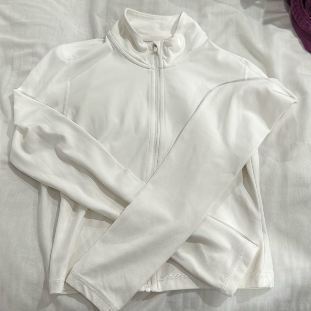 Aritzia Tnaction tnabutter limit zip longsleeve